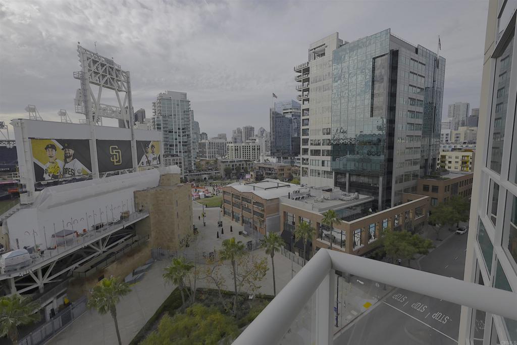 253 10th Avenue - photo 11