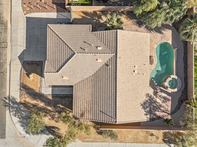 Image 37 of 39 For 83773 Salva Court