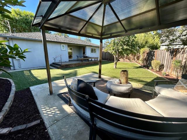 120 El Toro Court, Morgan Hill CA: https://media.crmls.org/mediaz/c5642452-0700-4209-9b11-808e07c903b7.jpg