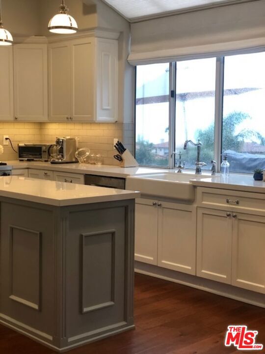 16620 Calle Jermaine, Pacific Palisades CA: https://media.crmls.org/mediaz/c56497f5-a55c-4527-9e9a-6e588e6e8aa6.jpg