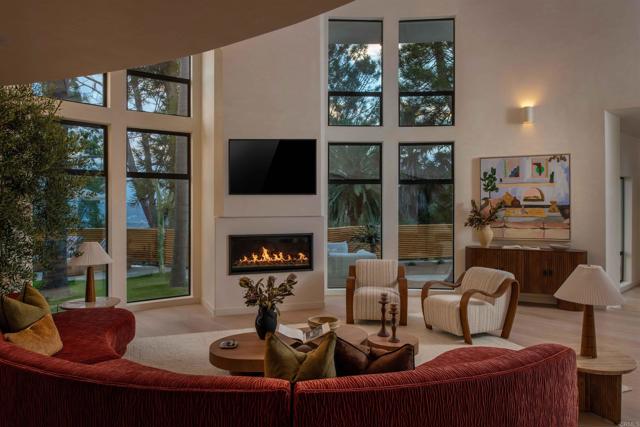 14847 Vista Del Oceano, Del Mar CA: https://media.crmls.org/mediaz/c564bba8-3eb4-4fb2-b166-f7fb5275125b.jpg