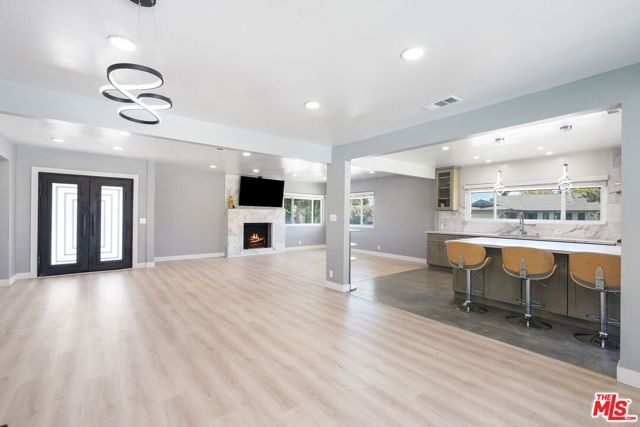 8901 Rubio Avenue, North Hills CA: https://media.crmls.org/mediaz/c56551f5-8ace-496a-9ba9-6c45f889de5f.jpg