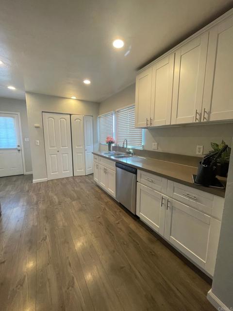 Detail Gallery Image 5 of 10 For 4117 Jamul Ave, San Diego,  CA 92113 - 3 Beds | 2 Baths