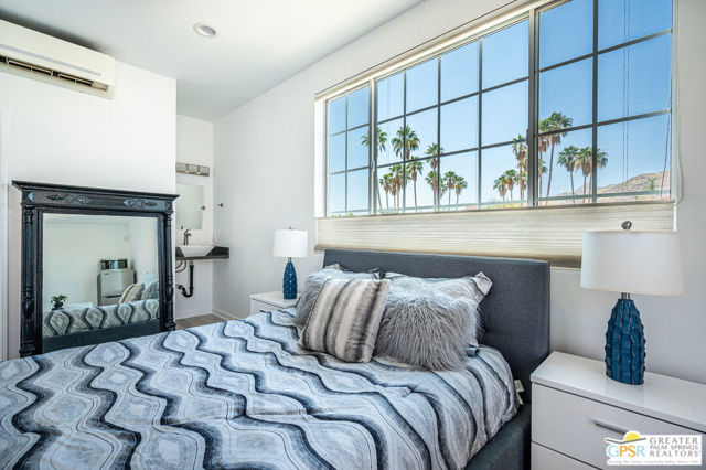 3770 Torito Circle, Palm Springs CA: https://media.crmls.org/mediaz/c5684cf6-69c6-43e6-9a2f-7660af1ad149.jpg