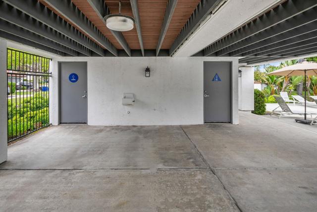 3458 Voyager Cir, San Diego CA: https://media.crmls.org/mediaz/c568a065-5ca5-487d-9365-919af798d32e.jpg