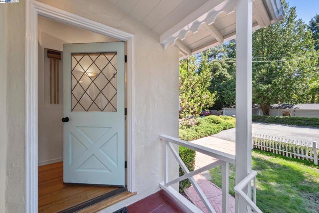 1658 Gouldin Rd, Oakland CA: https://media.crmls.org/mediaz/c568fbe6-e496-4899-ae58-d7c817eb5be7.jpg