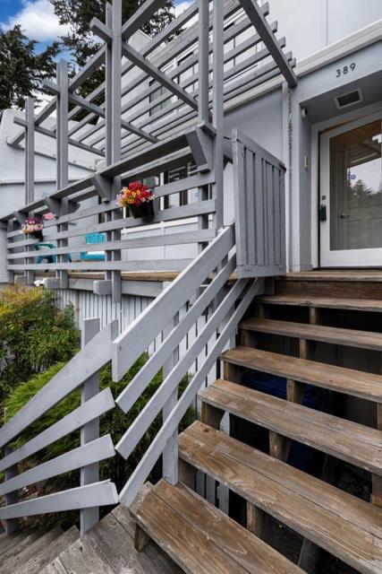 389 Sandalwood Drive, Aptos CA: https://media.crmls.org/mediaz/c5691509-5281-42ea-8fb6-ba25615ede8d.jpg
