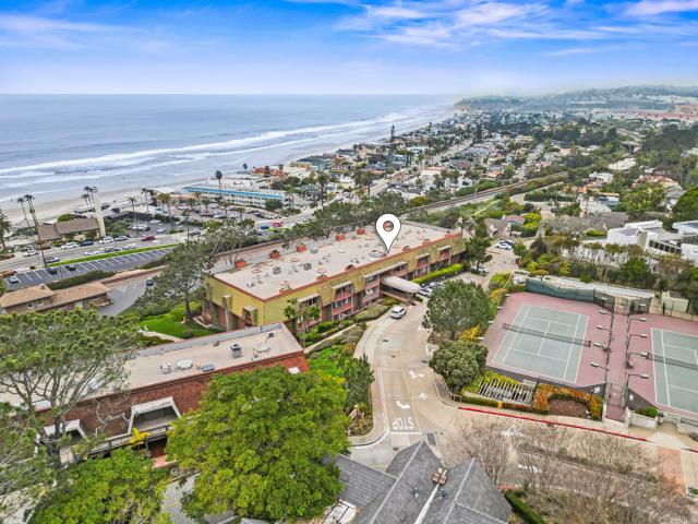 1562 Camino Del Mar, Del Mar CA: https://media.crmls.org/mediaz/c56a8869-4fce-4734-9f5b-2777625205e1.jpg