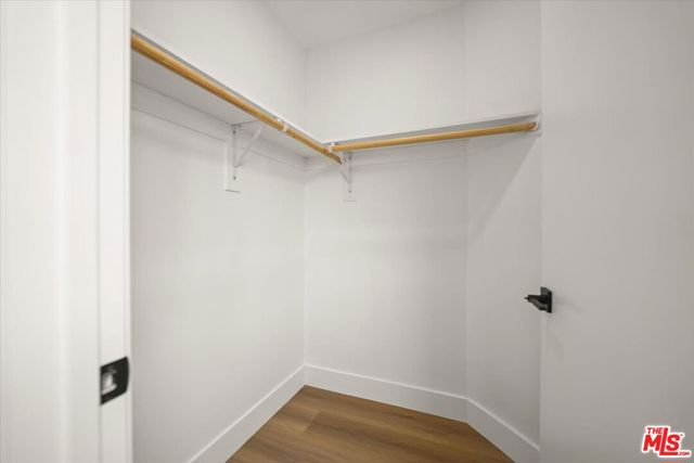 910 N Hudson Avenue, Los Angeles CA: https://media.crmls.org/mediaz/c56ae2d3-bf5e-4bca-ae3f-8adbf365f112.jpg