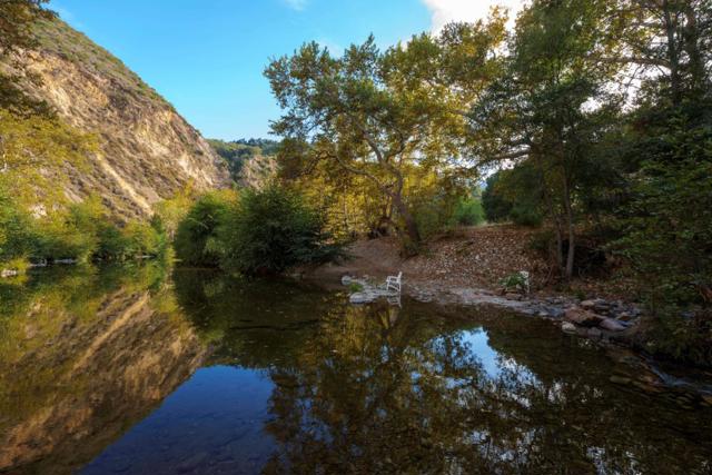 47275 Arroyo Seco Road, Greenfield CA: https://media.crmls.org/mediaz/c56b1eac-1554-472f-8d5a-4a0d1b167964.jpg