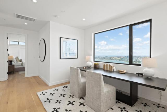 3 Wolfback Ridge Road, Sausalito CA: https://media.crmls.org/mediaz/c56c3f27-0333-4d58-ad20-fcc67c105544.jpg