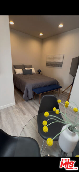 3608 Schaefer, Culver City CA: https://media.crmls.org/mediaz/c56cb25a-aebc-4bbe-b059-7c7723e643cf.jpg