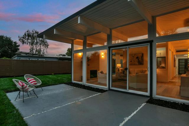 642 Appleberry Drive, San Rafael CA: https://media.crmls.org/mediaz/c56e2197-5fd3-4e3d-87f4-72c73afae734.jpg