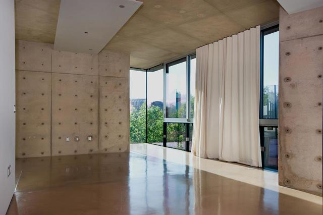102 University Avenue, Palo Alto CA: https://media.crmls.org/mediaz/c56e25ca-e0f1-4e52-853d-5c2dd259645c.jpg