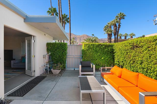 155 W Hermosa Place #5, Palm Springs, CA 92262