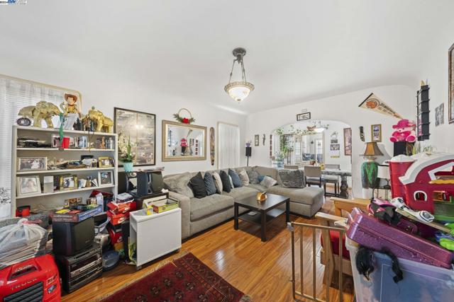 Image 5 of 42 For 883 46th St  