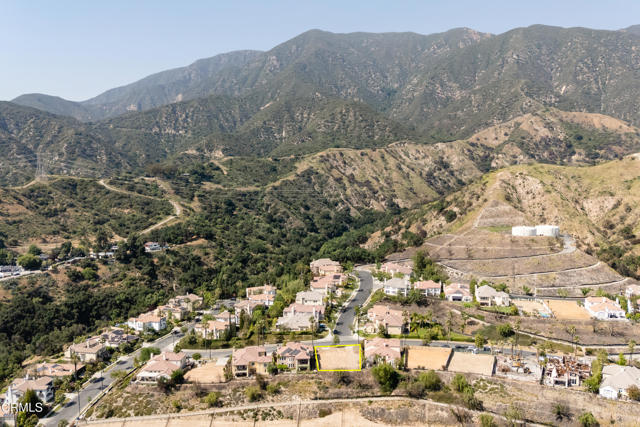 Detail Gallery Image 11 of 13 For 3903 Lilac Canyon Ln, Altadena,  CA 91001 - – Beds | – Baths