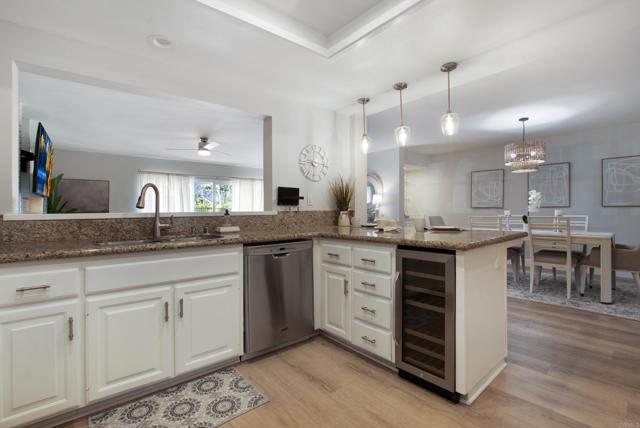 Detail Gallery Image 12 of 41 For 5 Montego, Coronado,  CA 92118 - 2 Beds | 2 Baths