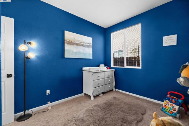 762 Rubier Way, Rio Vista CA: https://media.crmls.org/mediaz/c5711431-3e39-4daf-a998-79451cf096c8.jpg