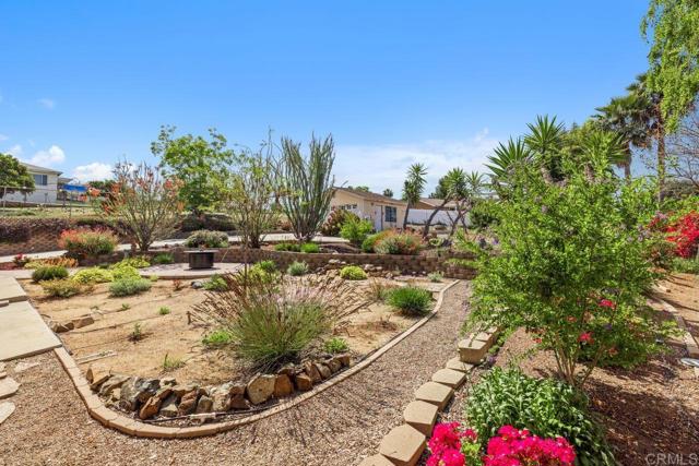 10171 Ramona Drive, Spring Valley CA: https://media.crmls.org/mediaz/c57140c5-1ceb-4a3d-bb0d-f5081bbfb167.jpg