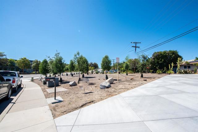 Detail Gallery Image 39 of 63 For 2094 Thibodo Ct, Vista,  CA 92081 - 3 Beds | 2 Baths