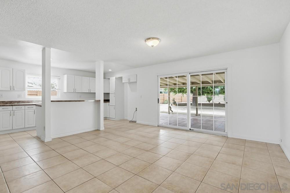 12838 Montauk St - photo 7