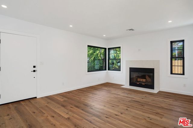 4130 VERDUGO VIEW Drive, Los Angeles CA: https://media.crmls.org/mediaz/c572570d-46db-4bfe-a862-9a1142ad4857.jpg