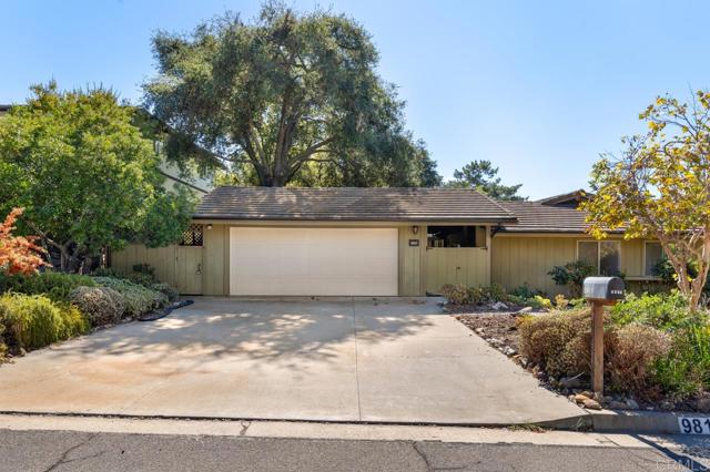 Detail Gallery Image 2 of 37 For 9817 Sage Hill Way, Escondido,  CA 92026 - 3 Beds | 2 Baths