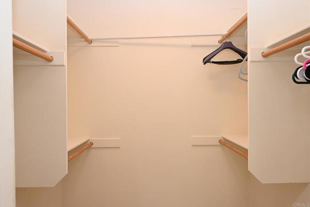 Detail Gallery Image 18 of 35 For 4035 Bluff View Way, Carlsbad,  CA 92008 - 4 Beds | 2/1 Baths