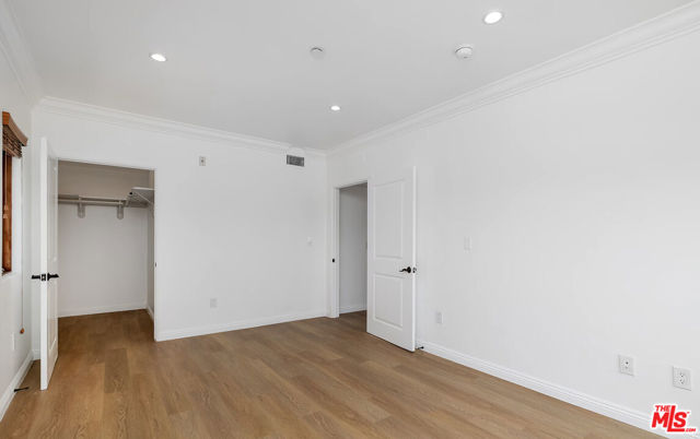 930 S Robertson Boulevard, Los Angeles CA: https://media.crmls.org/mediaz/c574ef2d-37a8-427f-a8dc-243379eecb1d.jpg