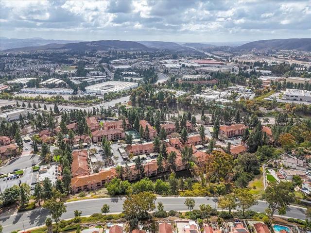 12059 Alta Carmel Ct, San Diego CA: https://media.crmls.org/mediaz/c5765eab-1411-46b7-b1e4-7899b40fad7c.jpg