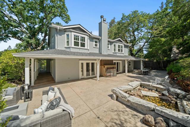 1353 Edgewood Road, Redwood City CA: https://media.crmls.org/mediaz/c5766499-519e-4ef2-8f53-7918ff35d092.jpg