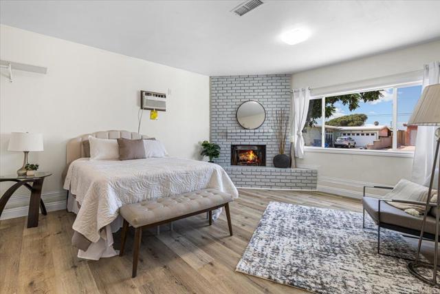Detail Gallery Image 13 of 29 For 5051 Pelusa St, San Diego,  CA 92113 - 4 Beds | 3 Baths