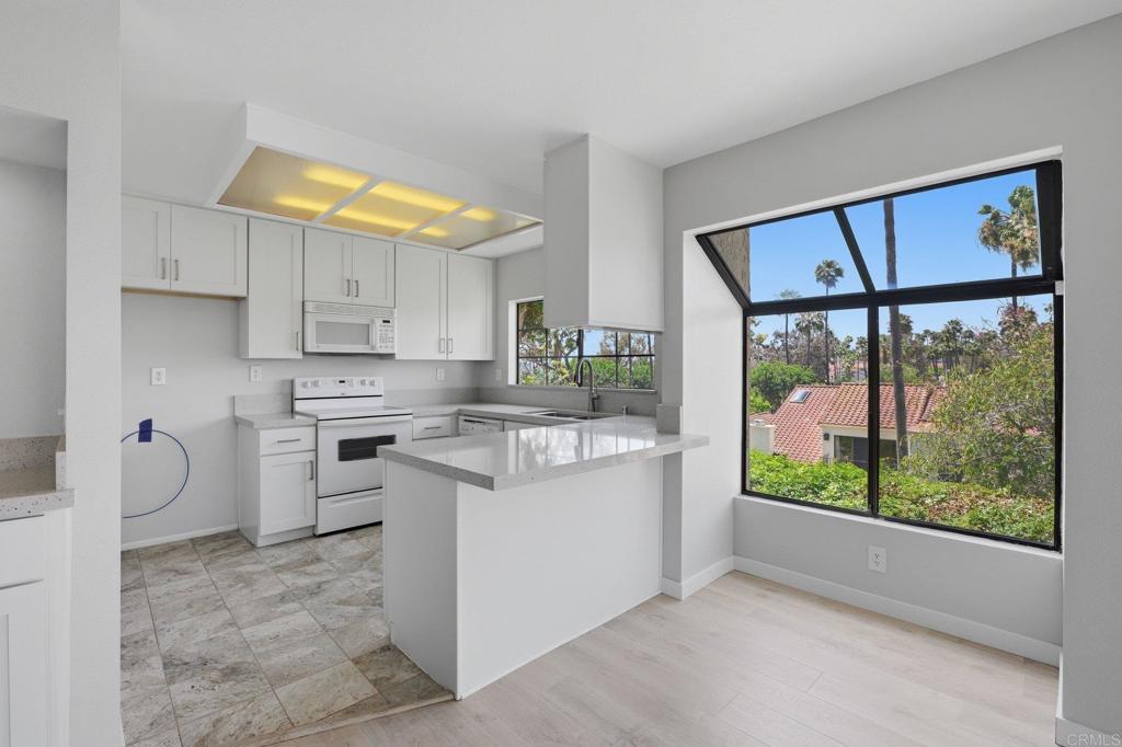 3140 Arroyo - photo 5