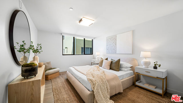 153 San Vicente Boulevard, Santa Monica CA: https://media.crmls.org/mediaz/c576c97e-2d9d-4afe-9782-ecd1020034a5.jpg