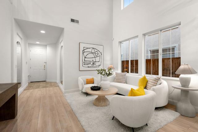 34298 Torrey Pine Lane, Union City CA: https://media.crmls.org/mediaz/c5772fc2-beb4-4aa2-b713-6773e0cdf9f5.jpg