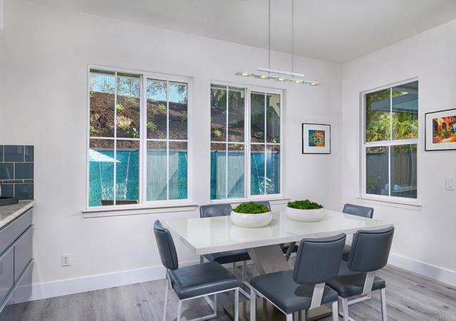 Detail Gallery Image 10 of 42 For 2266 Aventurine Place, Carlsbad,  CA 92009 - 4 Beds | 4 Baths