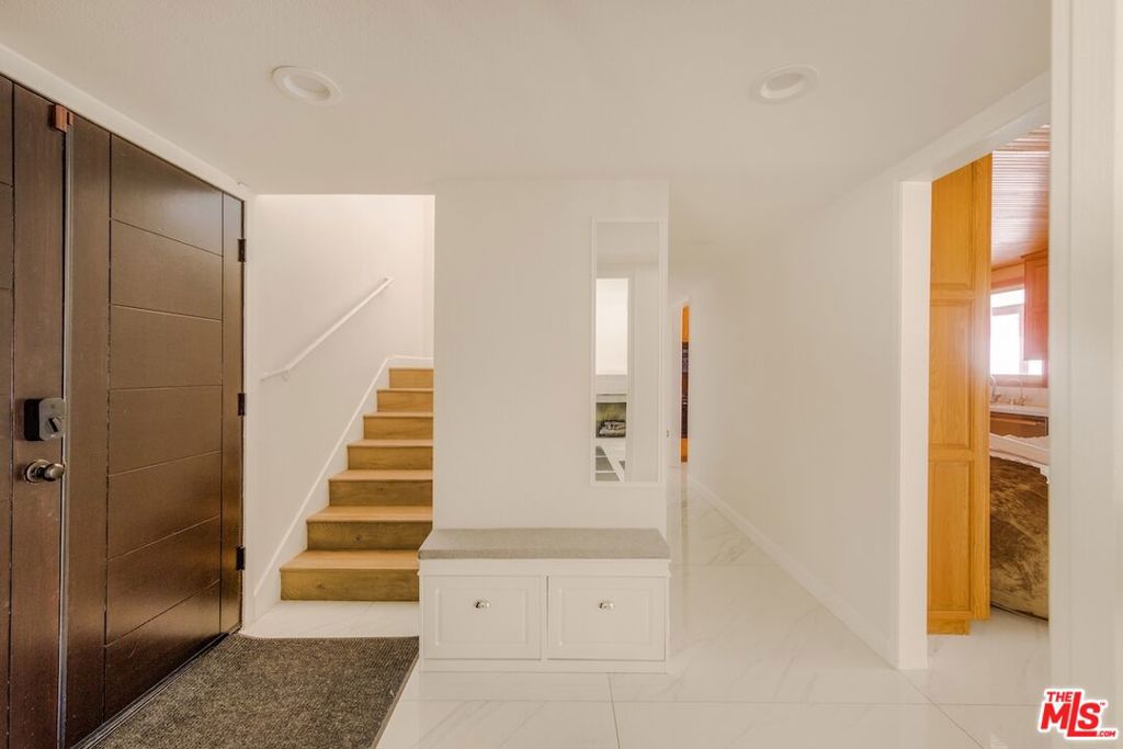 MLS #26875713 image #16