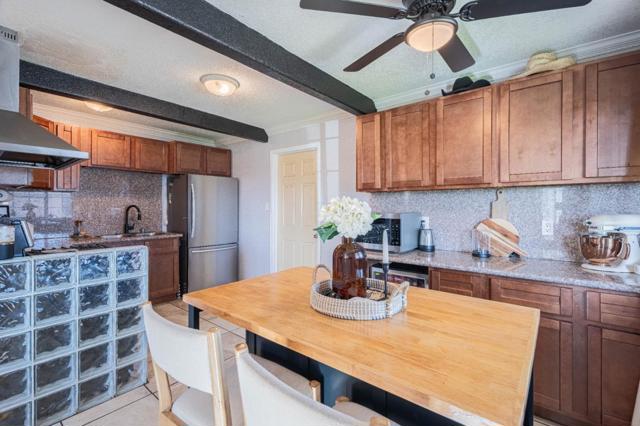 453 Chaparral Street, Salinas CA: https://media.crmls.org/mediaz/c57c230c-12a0-42a1-afc8-4fd60fa518ce.jpg