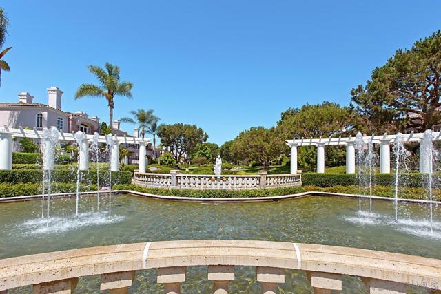 5125 Renaissance Ave, San Diego CA: https://media.crmls.org/mediaz/c57c34e3-6ba1-4901-b71e-c802f3b73649.jpg