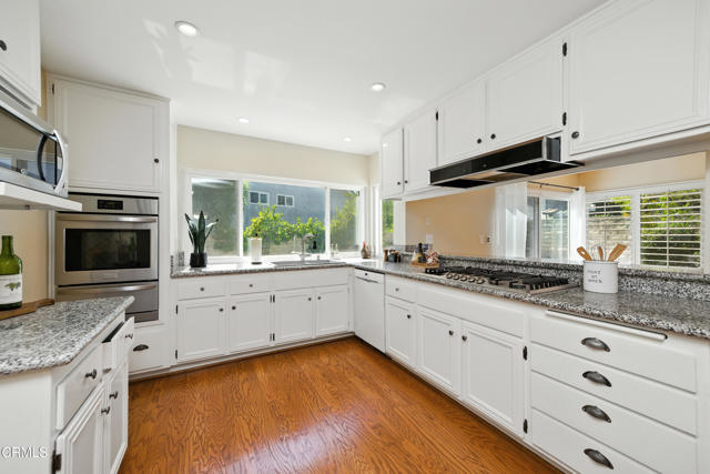 Detail Gallery Image 23 of 49 For 3238 Wind River Cir, Thousand Oaks,  CA 91362 - 4 Beds | 3 Baths