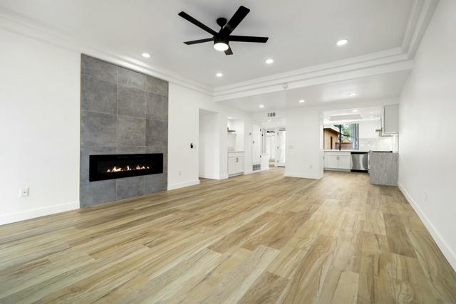 75 Sunrise Drive, Rancho Mirage CA: https://media.crmls.org/mediaz/c57ca3a1-bf0c-47a7-81c3-7d2c230d49b6.jpg
