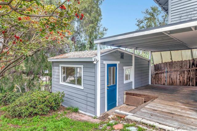 2194 96 Bonita St, Lemon Grove CA: https://media.crmls.org/mediaz/c57dbfb9-247e-462f-816d-60387b1b3225.jpg
