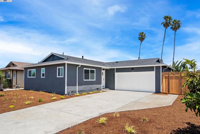 14272 Santiago Rd, San Leandro CA: https://media.crmls.org/mediaz/c57df67a-c670-4aee-9fad-69504cf1fff9.jpg
