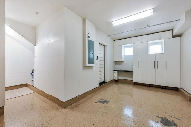 211 Spire, Fremont CA: https://media.crmls.org/mediaz/c57eaab1-eff6-42b3-8e43-aac5bd86cfba.jpg