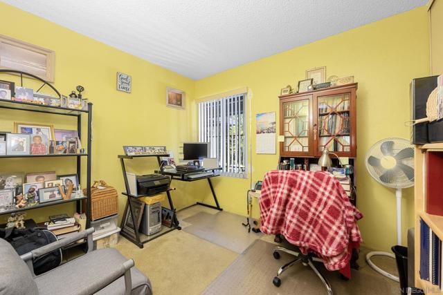 6065 Nancita Ct, San Diego CA: https://media.crmls.org/mediaz/c57f26c2-1719-4836-8058-e04cd83ed747.jpg