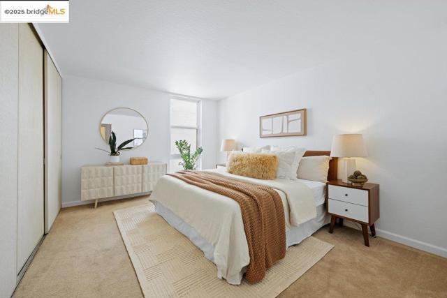 250 Whitmore St, Oakland CA: https://media.crmls.org/mediaz/c57f6581-16a5-49c4-b86d-f7d9e659bbff.jpg