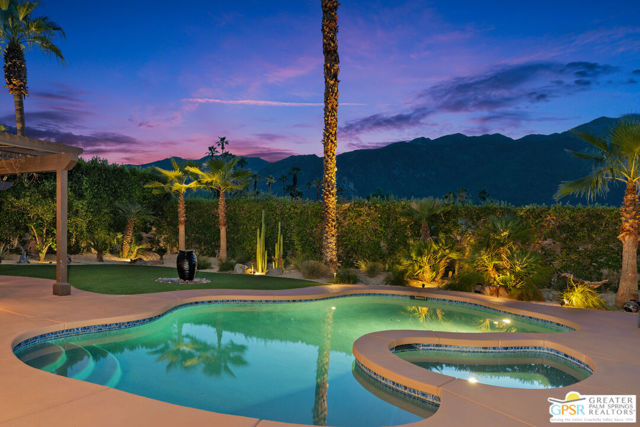 2684 Anza Trail, Palm Springs CA: https://media.crmls.org/mediaz/c58048c2-812d-4e87-8c4c-aa09bf9a56ef.jpg