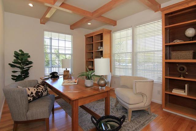 475 Torrano Court, Hollister CA: https://media.crmls.org/mediaz/c5809e8f-9e91-45a9-8652-7c5366fa5b10.jpg