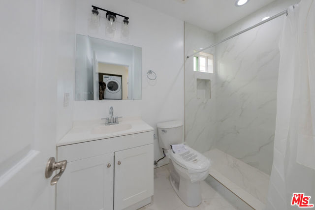 1031 Thompson, Glendale CA: https://media.crmls.org/mediaz/c5820b02-8d7c-4342-8010-75c3e771d6ac.jpg